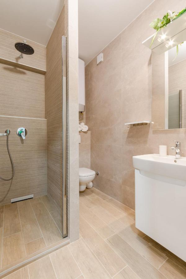 Apartments Niro Split Ngoại thất bức ảnh
